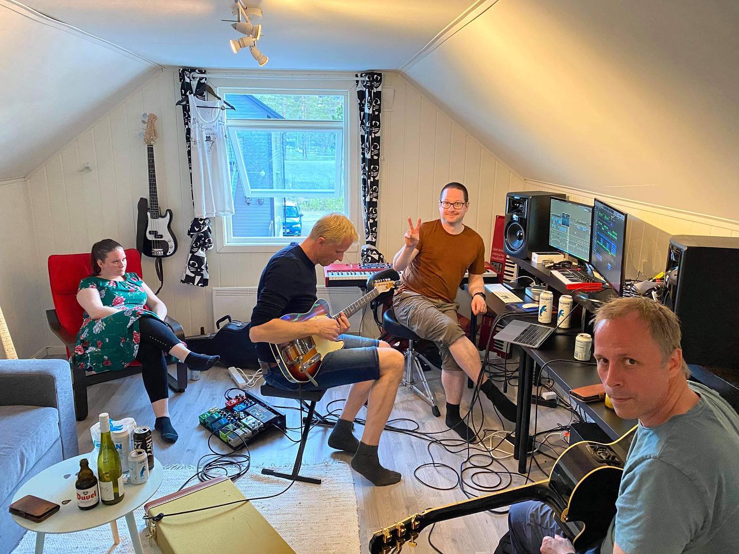 Queens&Clowns band